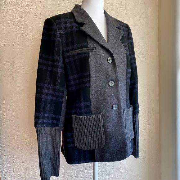 Sundance navy and gray plaid jacket with ribbed cuffs and pockets. Size 6 - Picture 7 of 11